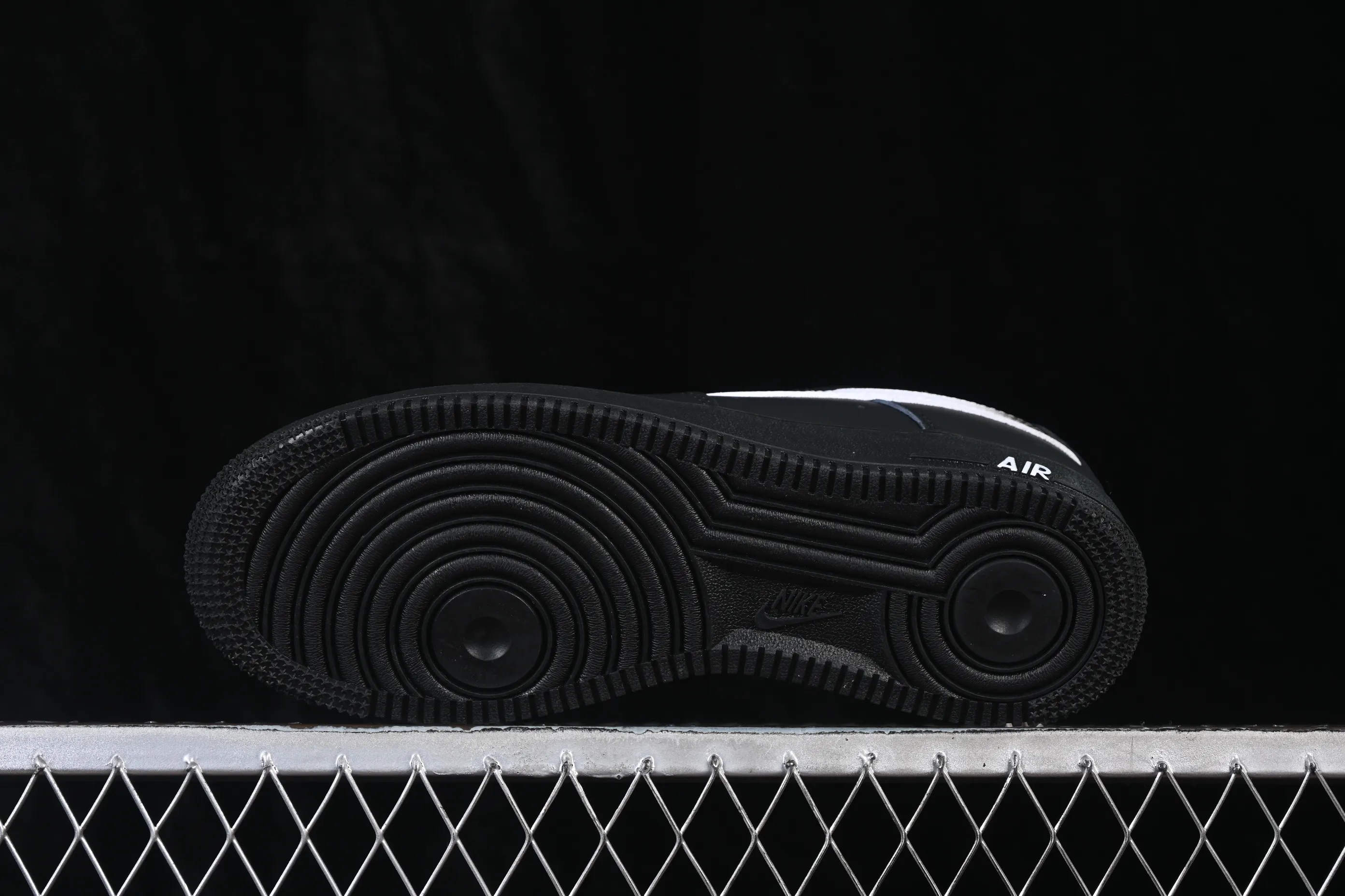 All categories Nk Air Force 1 Air Force series Nk Air Force 1 Low Air Force low-top Nike Air Force 1'07 Low Two-dimensional theme Black and white hook Air Force 1 low-top casual sneakers ZH0316-100